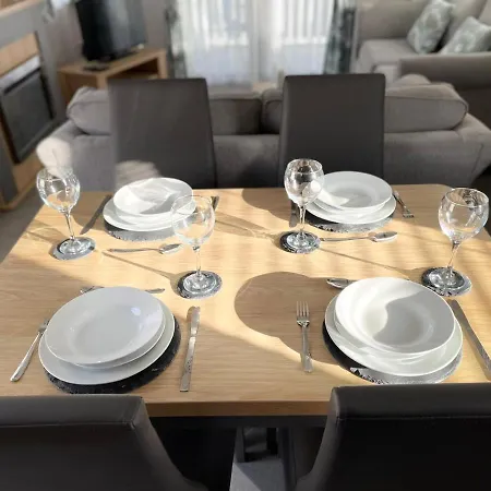 Yorkshire With Hot Tub Hytte