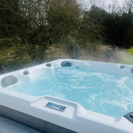 Yorkshire With Hot Tub York